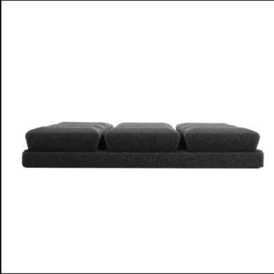 Absorción de sonido en blanco y negro Espuma de algodón para salas de reuniones Acústica y reducción de ruido