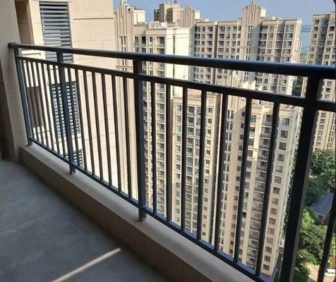 Apartamento Escalera francesa de hierro Rejilla con barandillas metálicas montadas en la pared Balaustrada