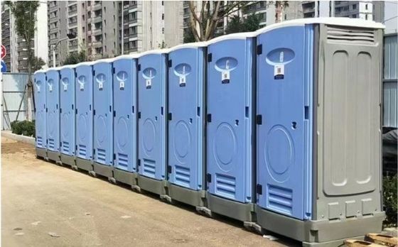Baños portátiles al aire libre Baños de remolque para obras conjuntas Sala de ducha
