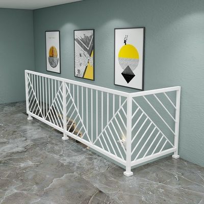 Barandillas de jardín de diseño moderno de metal para el montaje de paredes en apartamentos