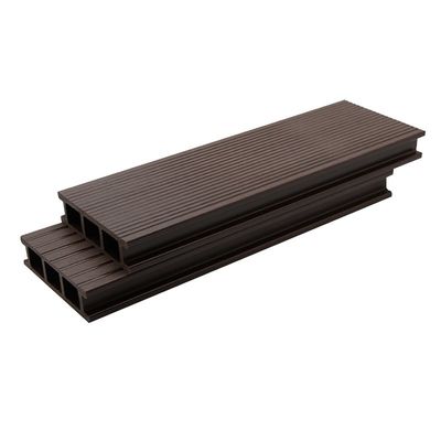 Piso chino de diseño moderno de 18 mm de madera y plástico para exteriores en material impermeable