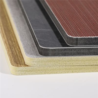 Plancha decorativa de WPC de diseño ecológico con función impermeable y impermeable