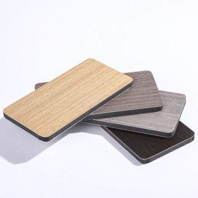 Plancha decorativa de WPC de diseño ecológico con función impermeable y impermeable