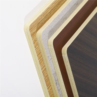 Plancha decorativa de WPC de diseño ecológico con función impermeable y impermeable