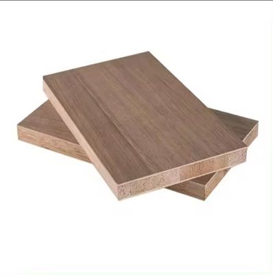 Grado FIRST-CLASS 3mm-21mm Placas de chapa laminada de melamina para aplicaciones marinas