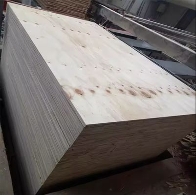 Diseño moderno 1/2 3/4 5/8 pulgadas de madera contrachapada de pino resistente al agua y duradera hecha en la ciudad de Linyi
