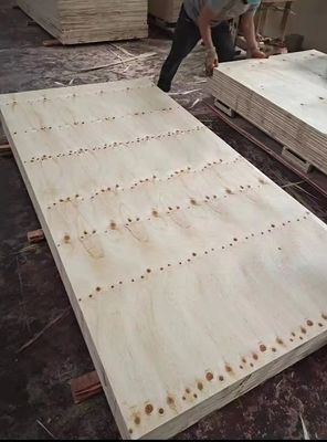 Diseño moderno 1/2 3/4 5/8 pulgadas de madera contrachapada de pino resistente al agua y duradera hecha en la ciudad de Linyi